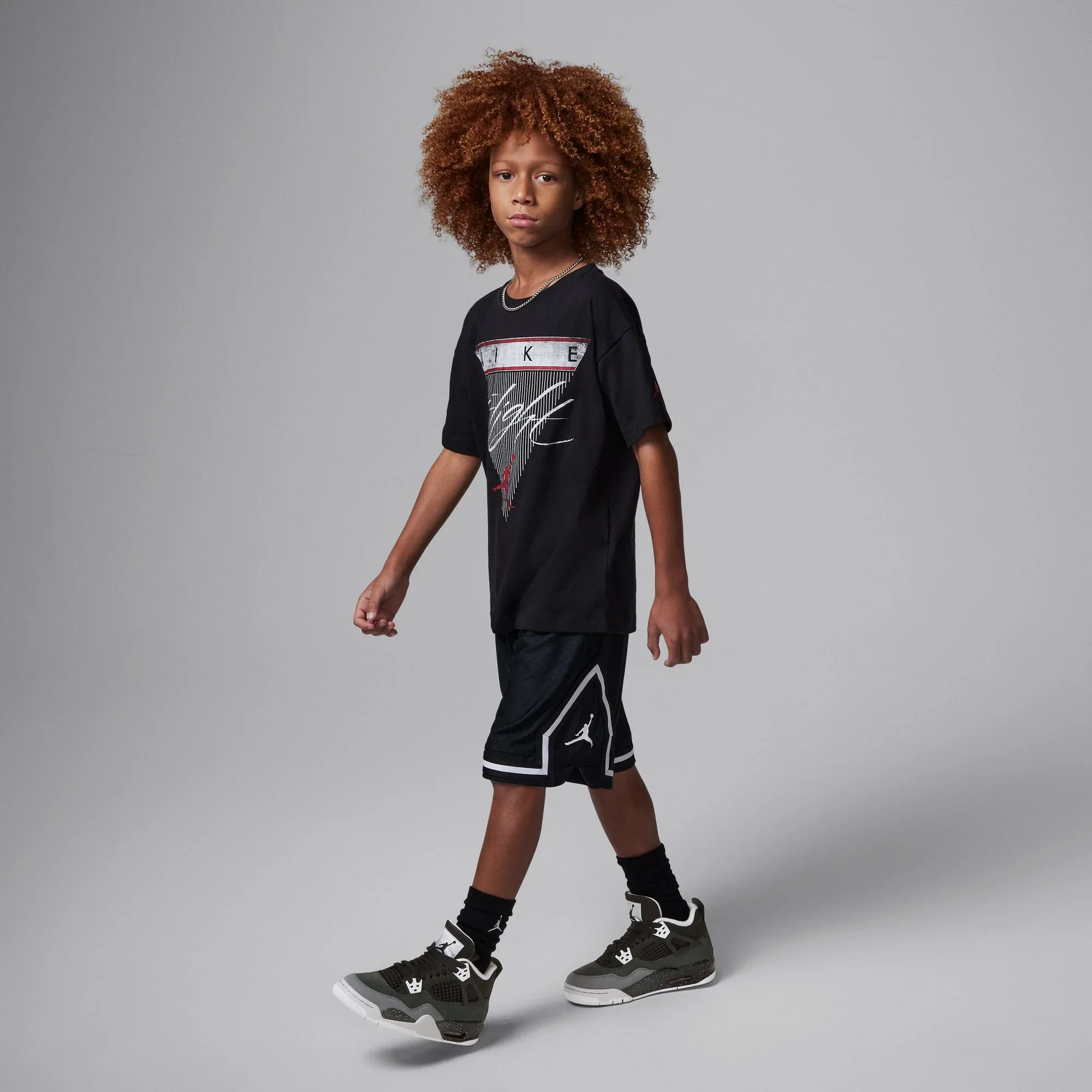 Air Jordan 4 Retro ‘Fear’ (2024) (GS) - Image 9