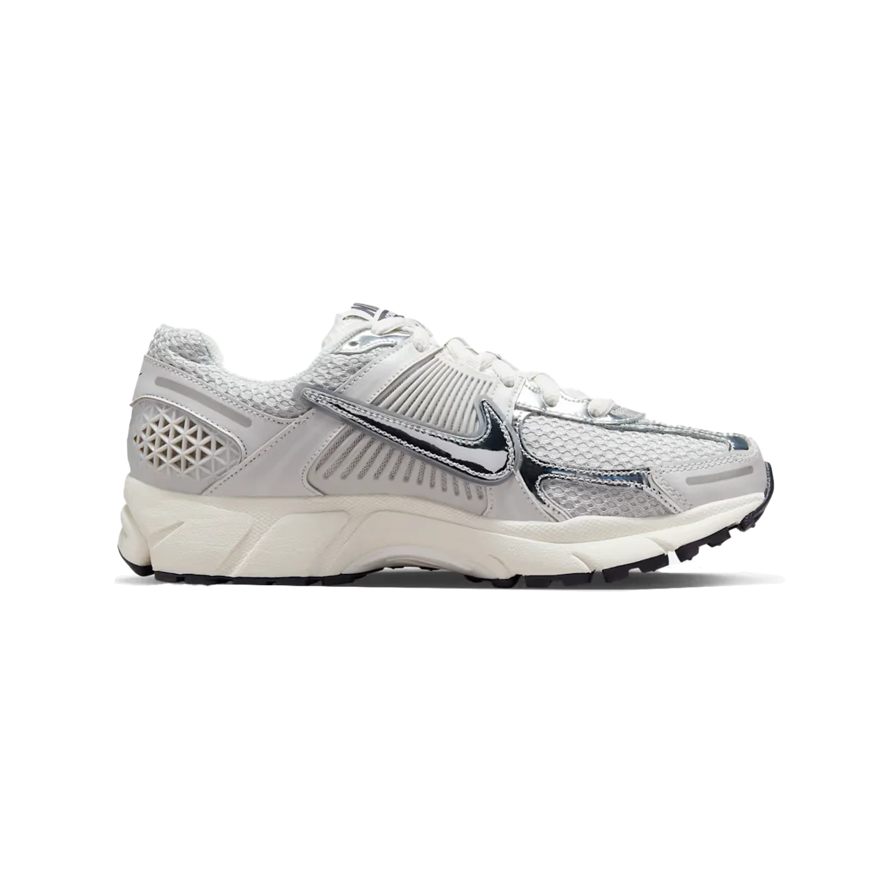 Nike Zoom Vomero 5 'Photon Dust Metallic Silver' (W) - Image 3